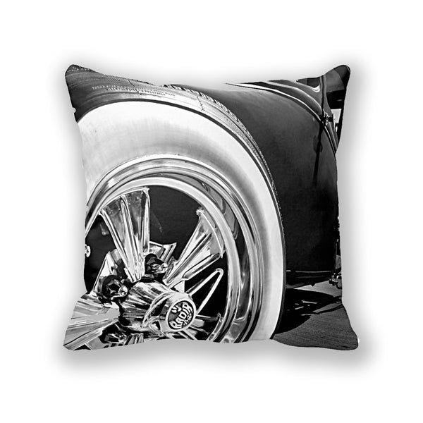 Radir Wheel Throw Pillow